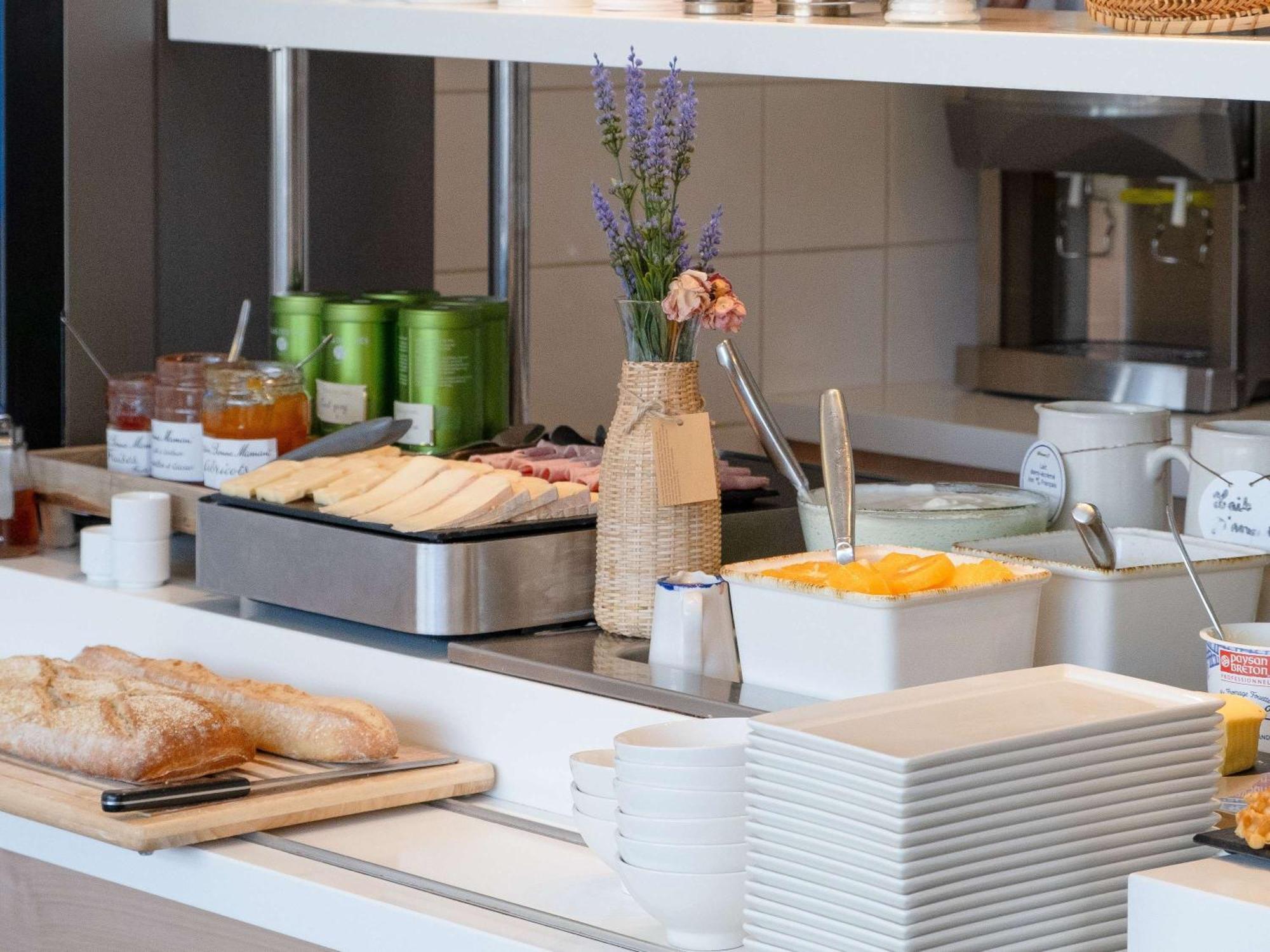 Ibis Budget Montauban Les Chaumes Exterior photo