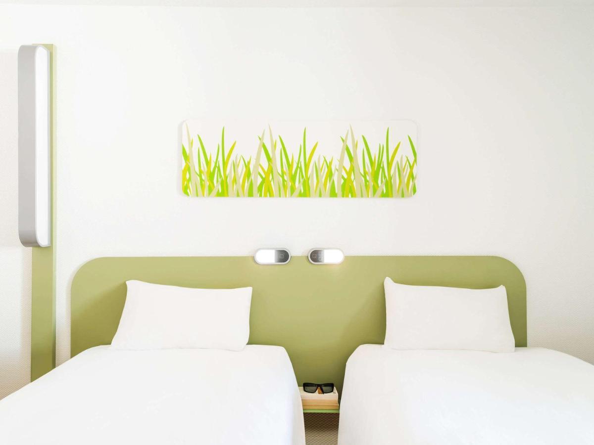 Ibis Budget Montauban Les Chaumes Exterior photo